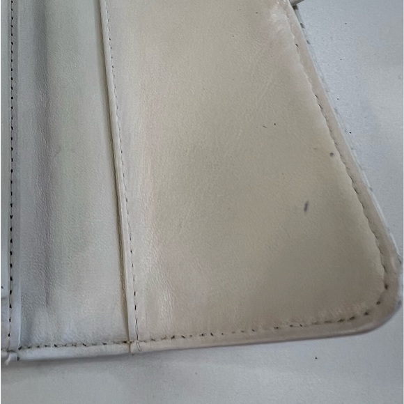 Chanel White Perforated Leather Continental Wallet w/Silver CC Hardware/Logo - Picture 12 of 16